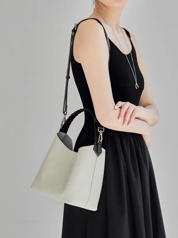 Cartera Fuente de cuero vacuno
