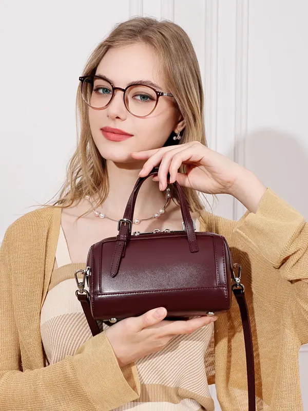 Cartera Bordó de cuero vacuno